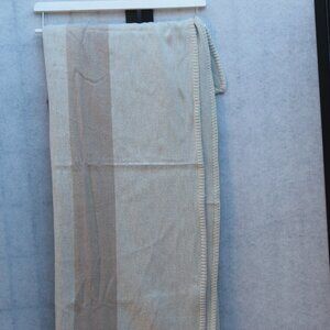 Guess blanket with contrast stitching